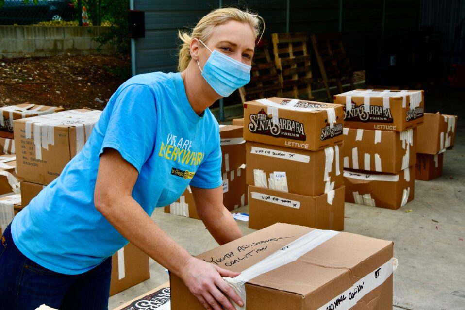 Volunteer-Food-Water-Delivery