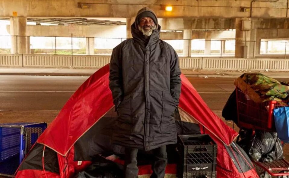 provide-sleeping-bag-coats-unsheltered-san-diegans